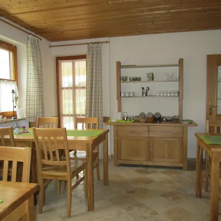 Eva * Neuhaus am Inn